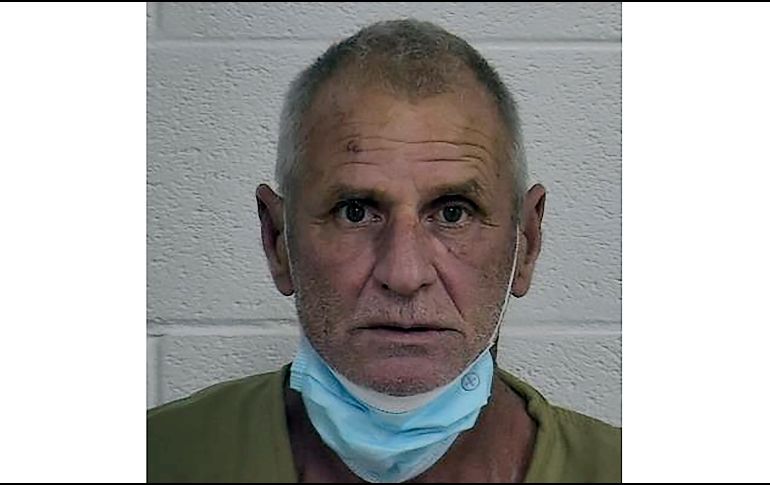James Herbert Brick de 61 años, arrestado bajo cargos de privación ilegítima de la libertad y posesión de material que muestra un acto sexual con un menor de edad. AP / LAUREL COUNTRY SHERIFF'S OFFICE