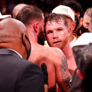 Revelan qué le dijo Caleb Plant al "Canelo" Álvarez durante su pelea