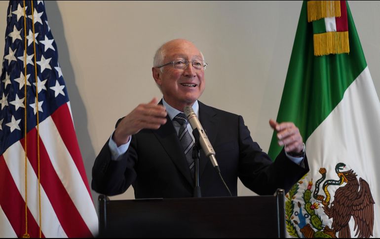 En conferencia de prensa en Ciudad de México, el embajador Ken Salazar expresó este martes sus dudas sobre un posible entendimiento con el Gobierno mexicano por la reforma eléctrica. AP/M. Ugarte