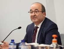 El ministro de Cultura de España, Miquel Iceta, dio a conocer este miércoles el fallo del premio. EFE / R. Jiménez