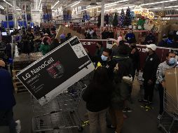 El Buen Fin 2021 arrancó este miércoles 10 de noviembre y permanecerá hasta el próximo día 16 y según aseguran los comercios participantes se ofrecen los siete días más baratos del año. EFE / C. Ramírez