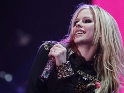 Avril Lavigne compartía adelantos de su nuevo sencillo por redes sociales. AP/ARCHIVO