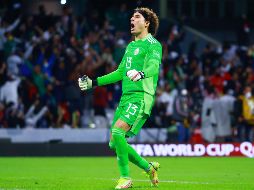 LÍDER. Guillermo Ochoa tiene en sus guantes, la responsabilidad de ayudar a clasificar a México al Mundial de Qatar y será pieza clave en los próximos compromisos ante Estados Unidos y Canadá. IMAGO7