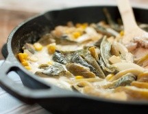 La receta de hoy es rajas con elote. ISTOCK.