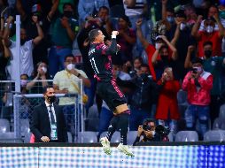 Conectados. Los jugadores del Tricolor se han mostrado más fuertes al jugar en casa con el aliento de su gente desde las tribunas del Estadio Azteca. Imago7