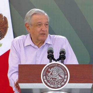 AMLO anuncia que usarán recursos de fideicomiso para mejorar puertos y aduanas