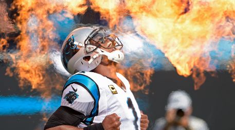 Newton, de 32 años, fue elegido por los Panthers con el número uno del Draft de 2011 y en 2015 lideró al equipo hasta el Super Bowl, en el que cayeron ante los Denver Broncos. AP / ARCHIVO