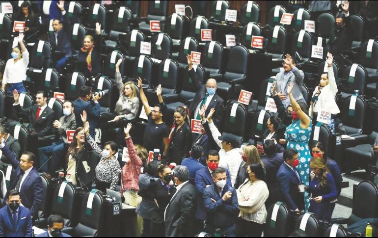 Ayer se expusieron 500 reservas, hoy se espera la discusión de 500 más. SUN/D. Simón