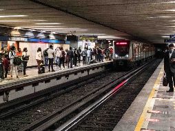 Una escena quizás inédita en su historia ocurrió en el Metro de la CDMX. EL UNIVERSAL / G. Espinosa