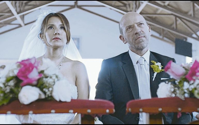“Cuando vivas conmigo”. Escena de la serie colombiana donde aparece el actor Diego Trujillo. ESPECIAL/VIX