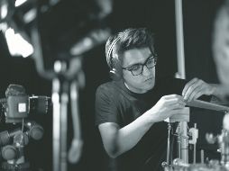 Sergio Valdivia. En la foto, el animador se ve trabajando en sus proyectos. ESPECIAL