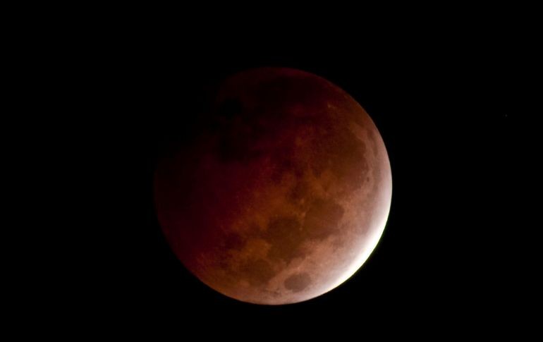 El eclipse de noviembre será visible durante las primeras horas del próximo viernes 19. NTX / ARCHIVO
