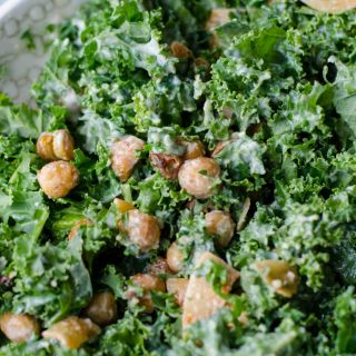 La receta para preparar hoy es ensalada de garbanzos tostados