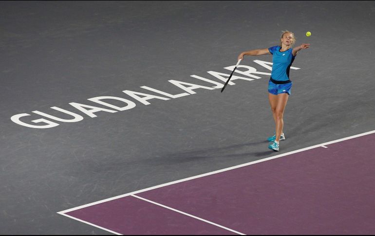 Katerina Siniakova y su compañera sellaron su pase a Semifinales en las WTA Finals. EFE/ARCHIVO