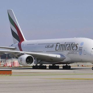 Emirates anuncia posible venta de acciones