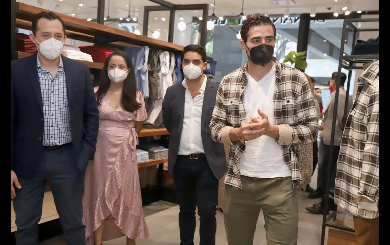 Recorrido por la tienda. GENTE BIEN JALISCO/ CLAUDIO JIMENO