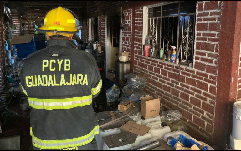 Hasta el momento, autoridades desconocen la causa del incendio. ESPECIAL / Protección Civil de Guadalajara