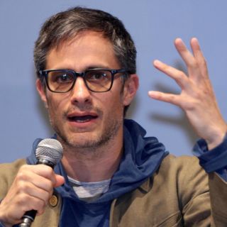 ¿Un whisky para celebrar? Gael García gana demanda a Johnnie Walker