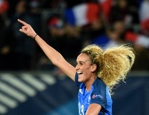 Kheira Hamraoui regresaba de una cena de su club junto a su compañera Aminata Diallo, y fue víctima de una agresión por parte de dos individuos, los cuales le propinaron varios golpes 