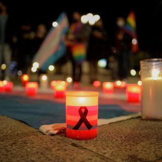 Día Internacional de Memoria Transexual: Biden arremete contra las leyes tránsfobas