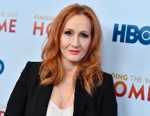 En su cuenta de Twitter, J. K. Rowling explica que son tantas las amenazas que podría 