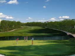 El campo de golf Mayakoba Country Club será el primer campo diseñado por el renombrado golfista español Sergio García en México. ESPECIAL