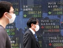 Este lunes, el Dow Jones tuvo un alza marginal de 0.05%, hasta los 35 mil 619.25 puntos. AP/K. Sasahara
