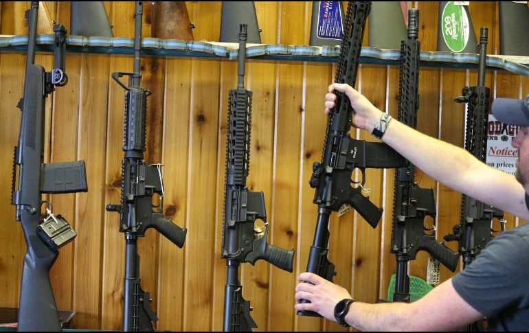 México acusa a empresas de EU de negligencias que facilitan el tráfico ilícito de armas y han profundizado la violencia en el país. AFP/ARCHIVO