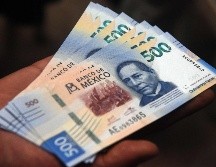 De acuerdo con la Procuraduría Federal de la Defensa del Trabajo, el pago del aguinaldo debe ser antes del 20 de diciembre. AFP / ARCHIVO