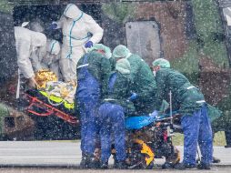 La incidencia en siete días alcanzó un pico máximo de 419.7 infecciones por cada 100 mil habitantes. AP/M. Kusch