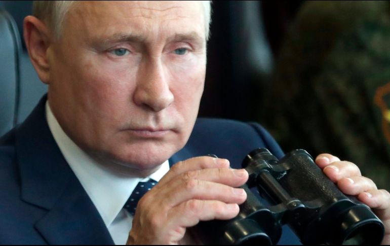 Putin dijo que la vacuna nasal no le produjo molestias. AP/Sputnik/S. Savostyanov