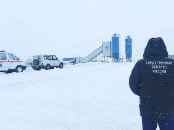 Tragedia. La policía llegó a auxiliar a los mineros con vida. EFE