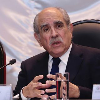 Diputados ratifican a Pablo Gómez al frente de la UIF