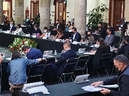 El funcionario Xavier Orendáin de Obeso, compareció en el Congreso estatal en la segunda jornada de la glosa del tercer informe de gobierno. EL INFORMADOR/R. RIVAS