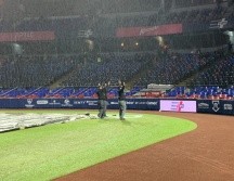 La fuerte lluvia que cayó sobre territorio regiomontano fue lo que impidió que siquiera iniciara este encuentro. TWITTER/@charrosbeisbol