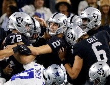 Daniel Carlson (#2) conectó su quinto y último gol de campo del juego en tiempo extra. AP/R. Jenkins