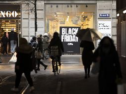 En muchas ocasiones es bueno aprovechar los precios bajos que son lanzados, por lo que no puedes dejar pasar la oportunidad ahora con la Black Friday. EFE / ARCHIVO