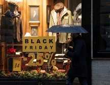 Las compras por Internet, los artículos agotados debido a la escasez de suministros, los altos precios de la gasolina y los alimentos, así como la falta de personal, afectaron al 
