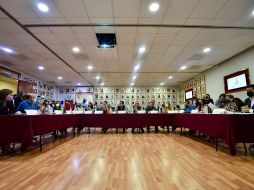 Ricardo Villanueva se reunió con diputados de MC para hablar sobre el presupuesto 2022. TWITTER/rvillanueval