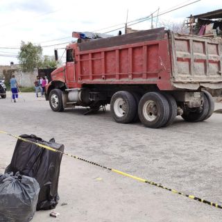 Muere niño de ocho años atropellado por tractocamión en Santa Lucía