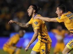 TAPANDO BOCAS. Carlos Salcedo fue muy criticado por su propia afición y ahora fue el encargado de darle el pase a los Felinos. IMAGO7