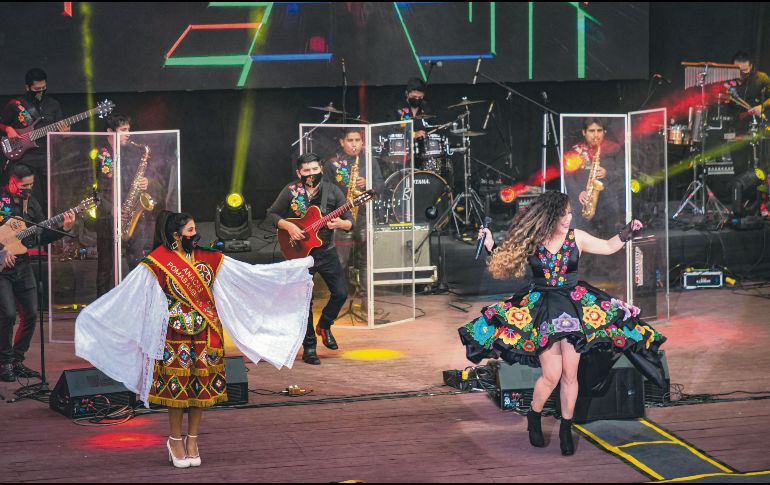 Grupo Amaranta. La agrupación tocará esta noche su mix de tunantadas, entre otras sorpresas. Cortesía