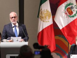 AMLO señala que el presidente de la FIL, Raúl López Padilla, 