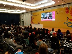 La etóloga inglesa participó virtualmente con la charla 