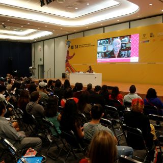 "No respetar a los animales y su hábitat contribuyó al COVID-19", señala Jane Goodall