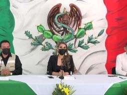La polémica se generó en un evento de la gobernadora Evelyn Salgado, al presentar una Bandera Mexicana que presentaba al águila viendo de frente y con la serpiente dibujando una letra 