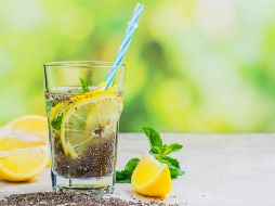 Agua de limón con chía. ISTOCK.