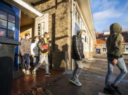 Antes de que se conociera la existencia de ómicron, Países Bajos ya lidiaba con una fuerte subida de los contagios con la variante delta y un aumento de la presión hospitalaria. EFE / ARCHIVO