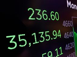 Entre las 30 cotizadas del Dow Jones, los mayores descensos fueron para Salesforce, Travelers y American Express. AP/R. Drew