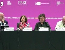 También leyeron el fragmento de una entrevista que Almudena dio a la FIL, donde resaltaba que era escritora por que le gustaba leer. ESPECIAL